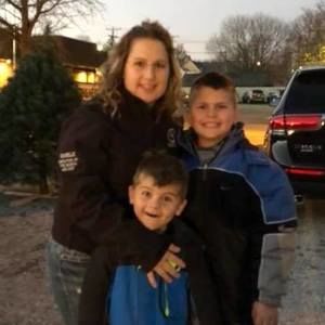 Meet your Posher, Danielle